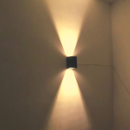 Aplique Lampara Muro Led Luz Doble 2*5w Luz Calida Exterior Color Gris
