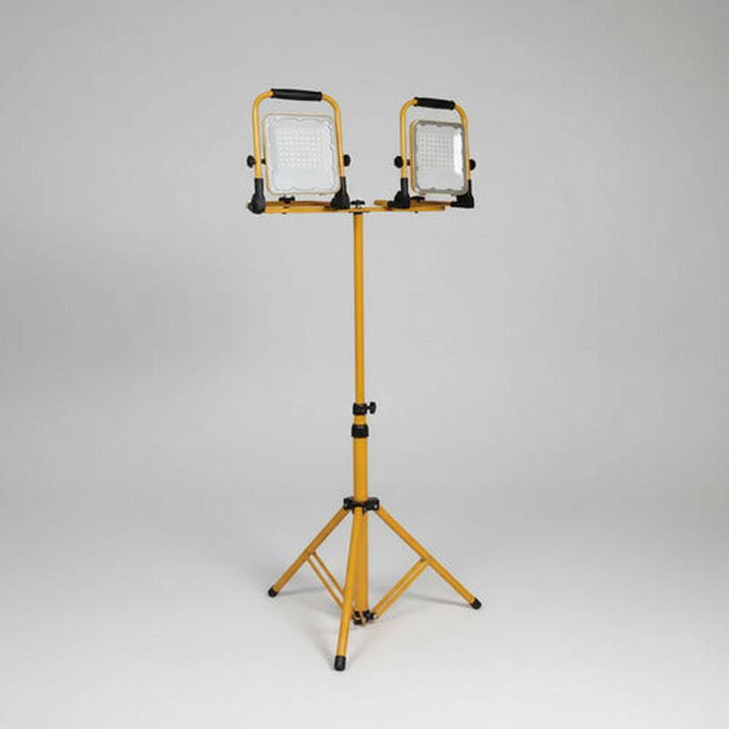 Atril Trípode Soporte Con Focos Recargables 50w Portatil 150