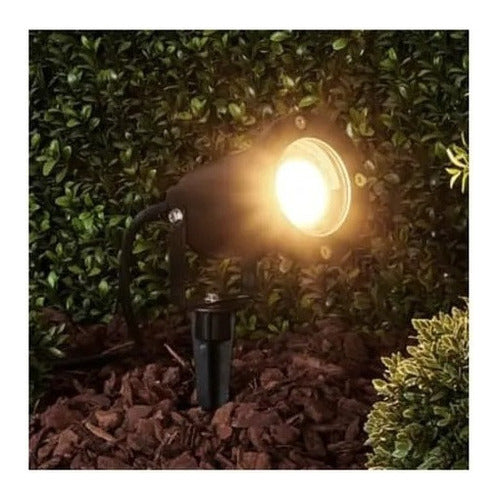 Foco Aplique Luz Estaca Con Ampolleta Gu10 Exterior Jardin