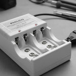 Cargador Con 4 Pilas De Litio Recargables Aa 2700 Mah