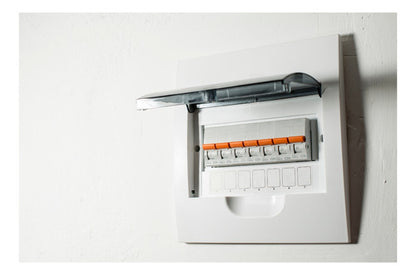 Tablero Embutido Distribución Pvc Ip40 18 Circuitos Sec T9+9 - Deus Group 