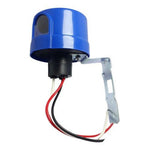 Fotocelda Control De Luminaria 220v 10a Con Base Incluida - Deus Group