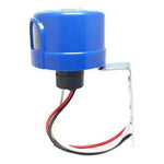 Fotocelda Control De Luminaria 220v 10a Con Base Incluida - Deus Group