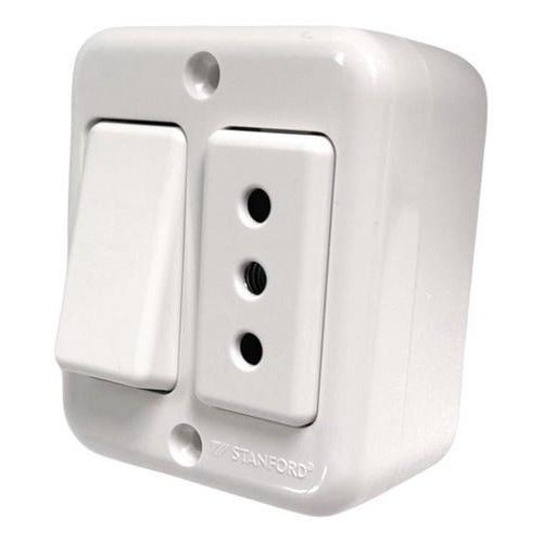 Casquete Sobrepuesto Interruptor 9/12 + Enchufe  16a 250v - Mi tienda