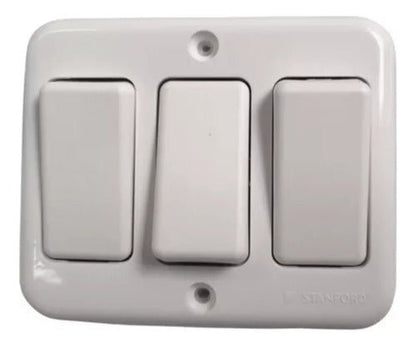 Casquete Sobrepuesto Interruptor Triple 9/15 16a 250v - Mi tienda 