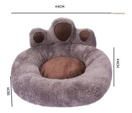 cómoda cama en forma de huella para mascotas medianas
